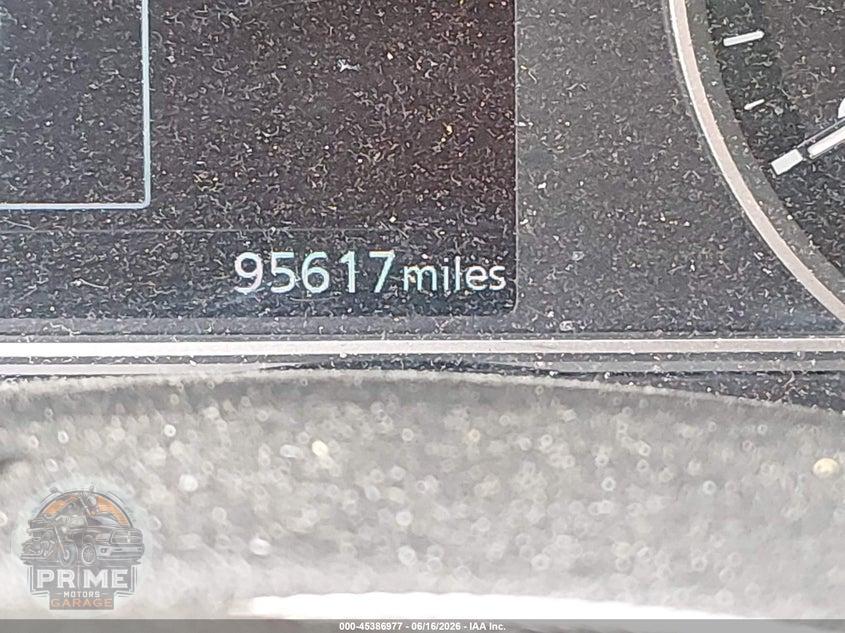 2020 NISSAN VERSA SV XTRONIC CVT — фото 16