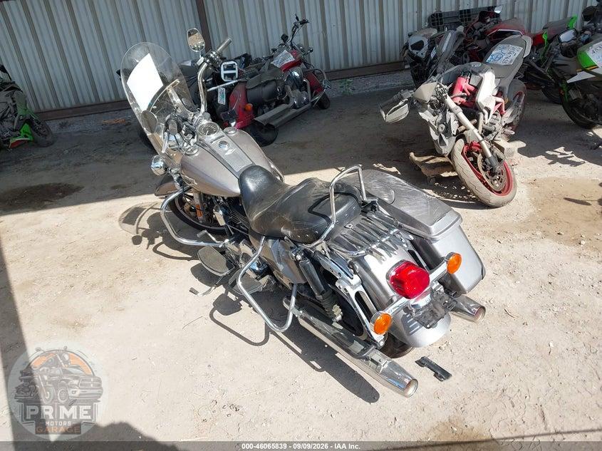 2016 HARLEY-DAVIDSON FLHR (ROAD KING) ROAD KING — фото 3