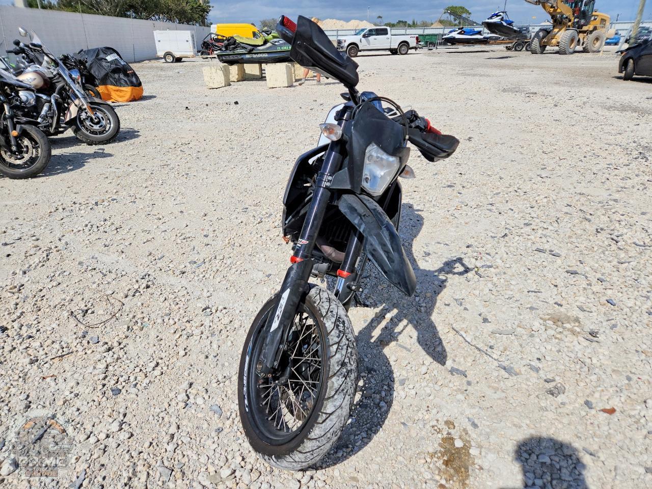 2020 KTM 690 — фото 2