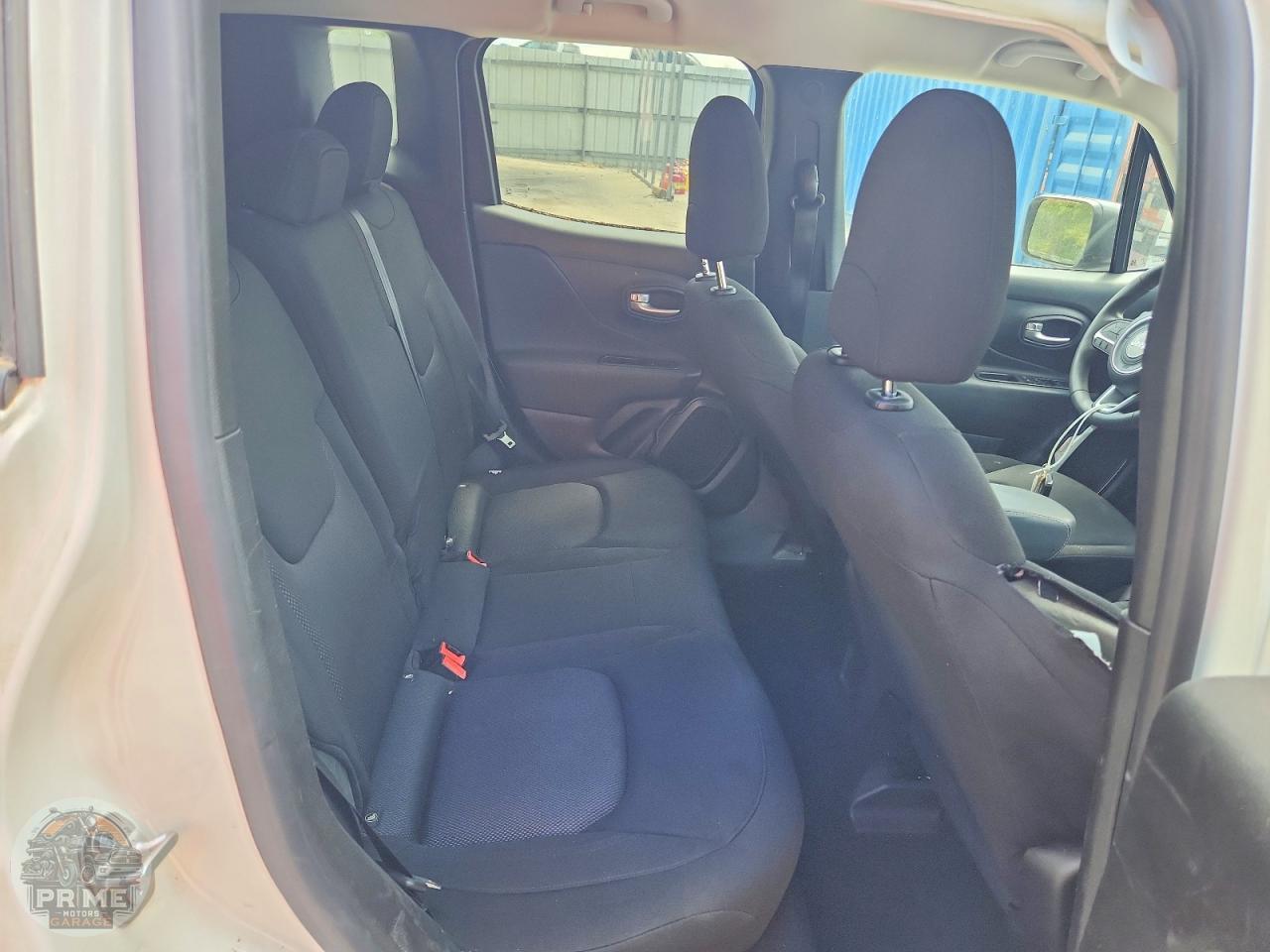 2023 JEEP RENEGADE — фото 10