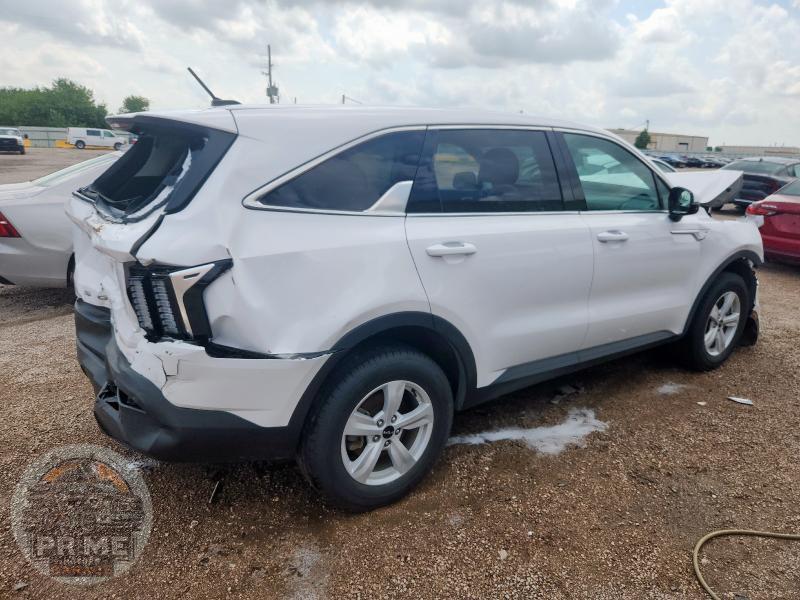 2022 KIA SORENTO — фото 3