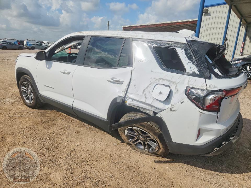 2026 GMC TERRAIN — фото 2