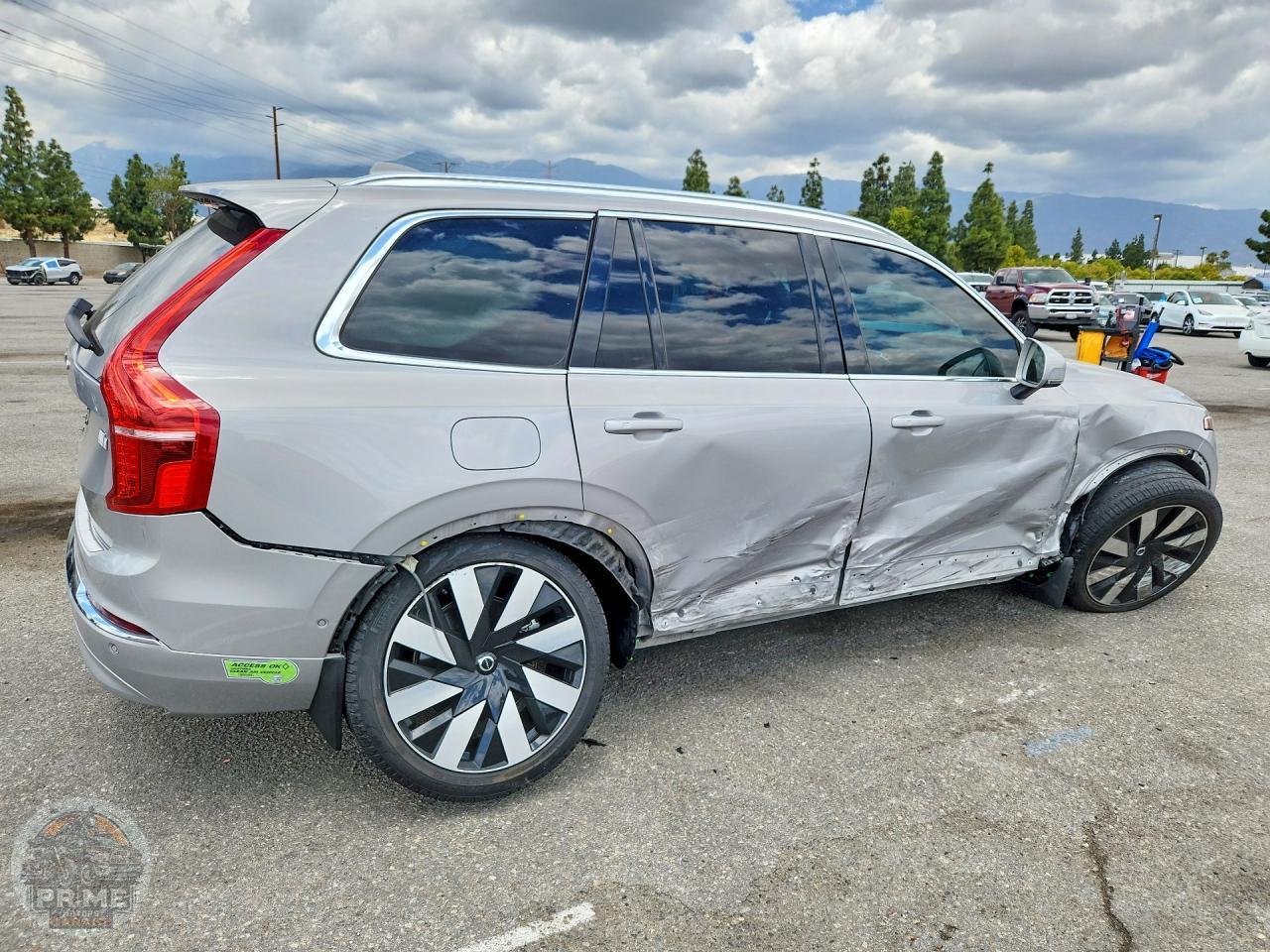 2023 VOLVO XC90 — фото 2
