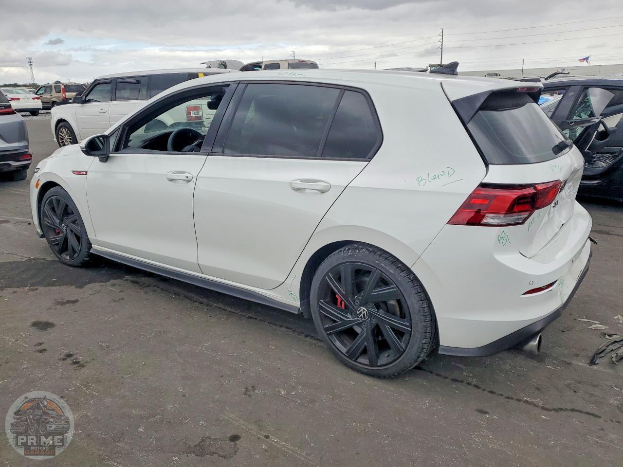 2022 VOLKSWAGEN GOLF GTI — фото 2