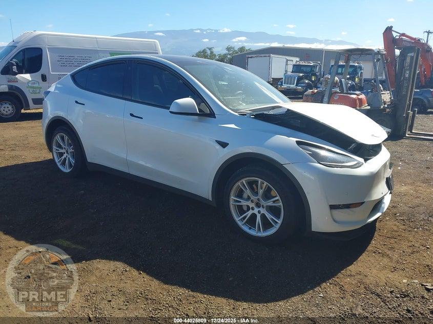 2022 TESLA MODEL Y LONG RANGE DUAL MOTOR ALL-WHEEL DRIVE — фото 1