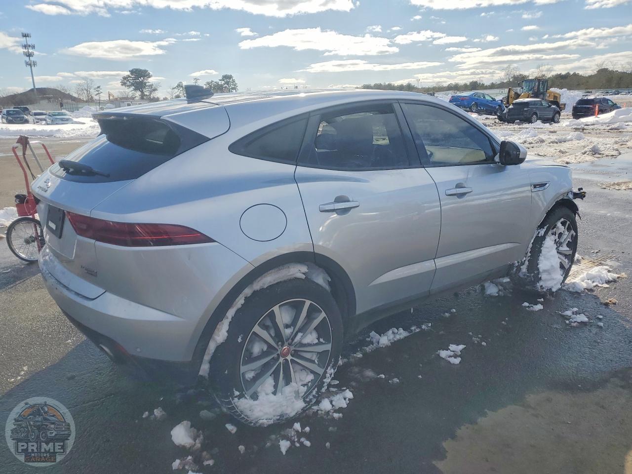 2020 JAGUAR E PACE — фото 3