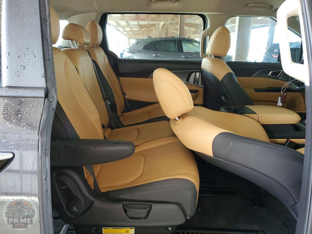 2024 KIA CARNIVAL — фото 10