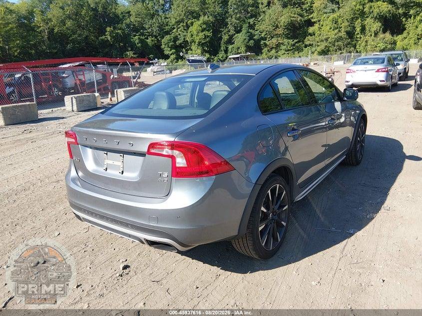 2016 VOLVO S60 CROSS COUNTRY T5 PLATINUM — фото 4