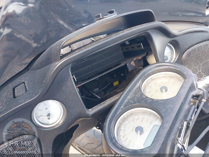 2016 HARLEY-DAVIDSON FLTRX (ROAD GLIDE, ROAD GLIDE CUSTOM) ROAD GLIDE — фото 16