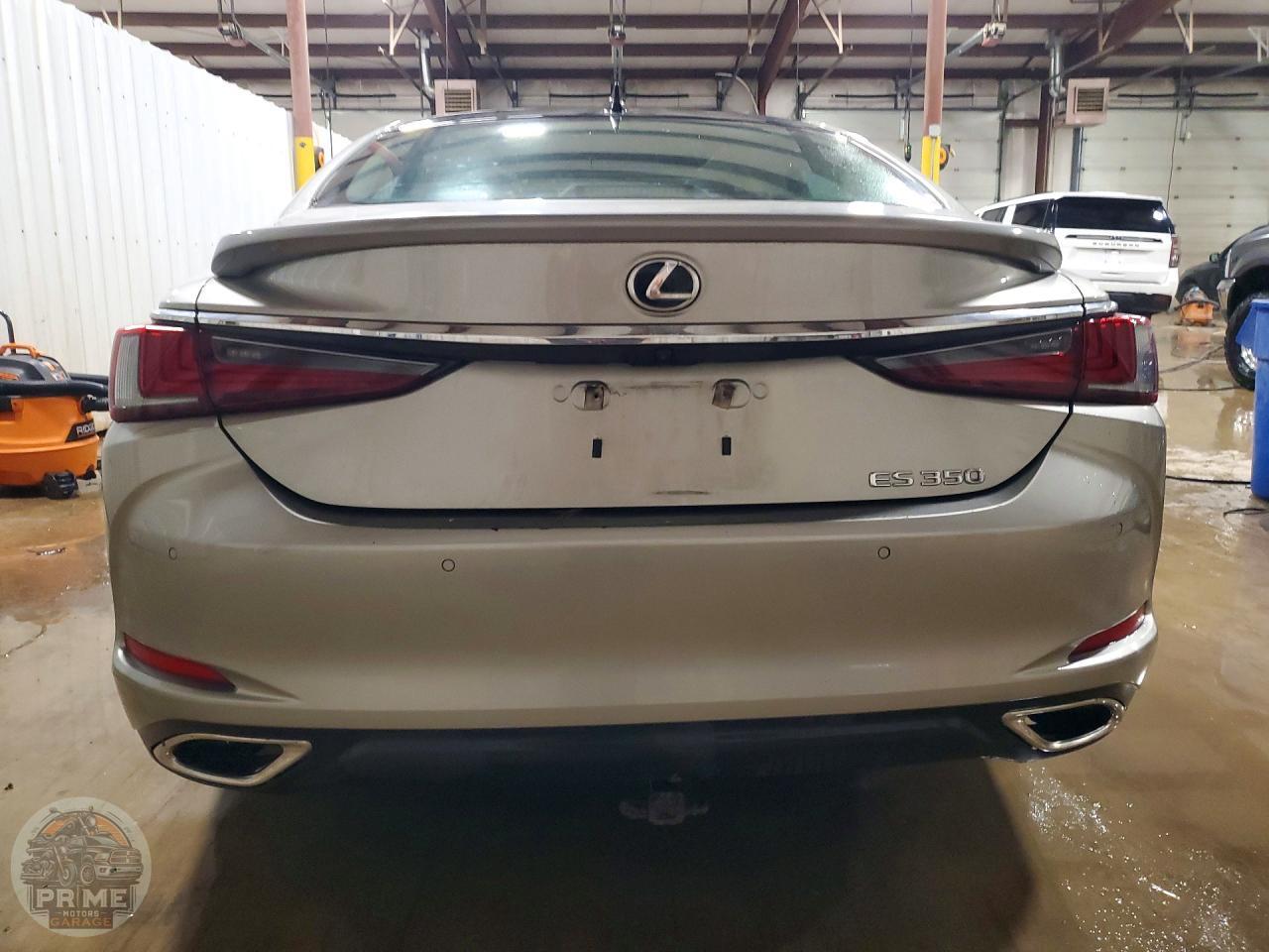 2020 LEXUS ES — фото 6