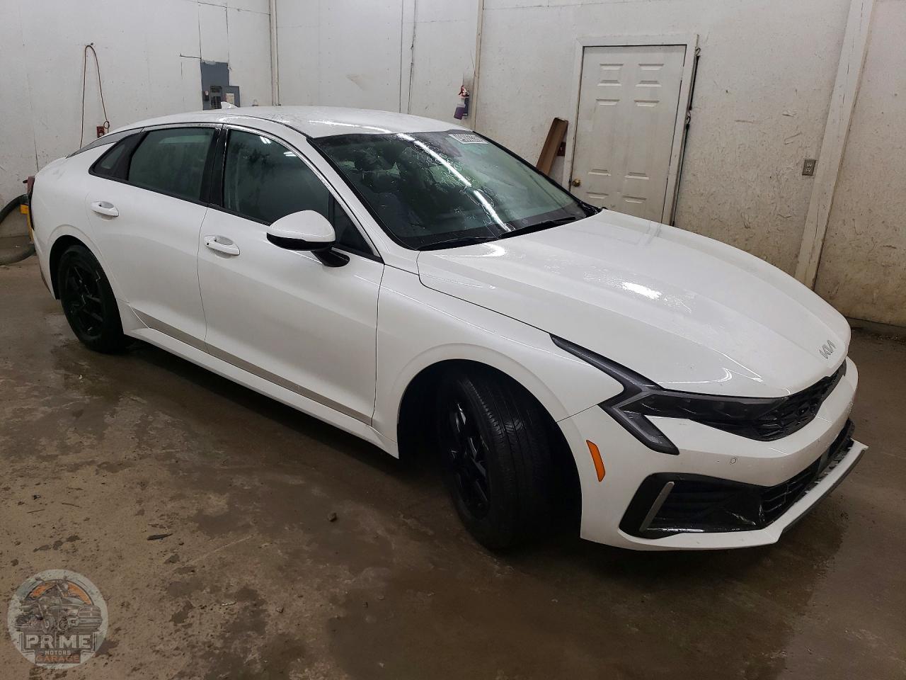 2026 KIA K5 — фото 8