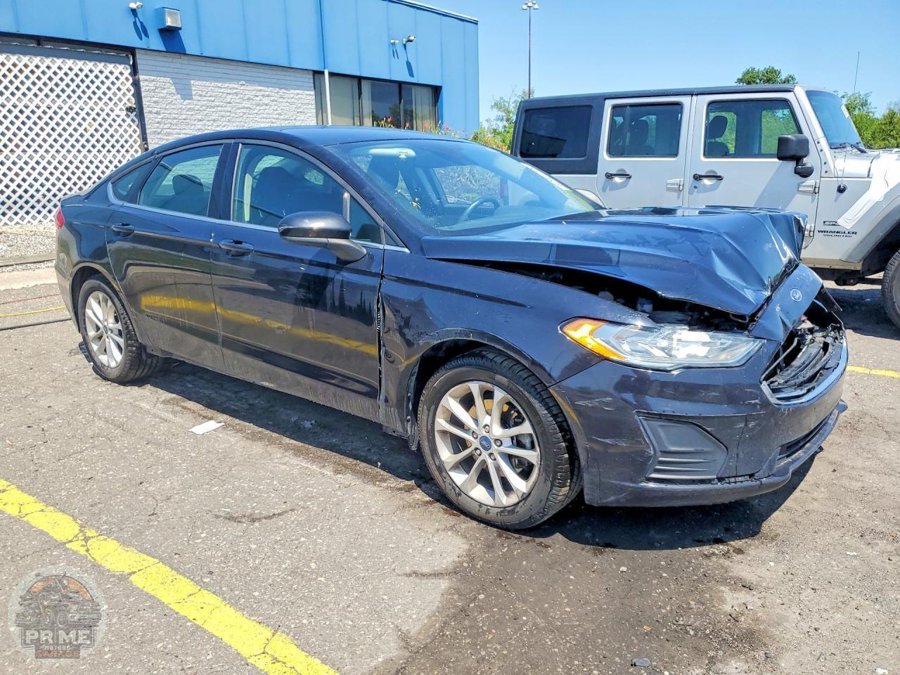 2020 FORD FUSION — фото 4