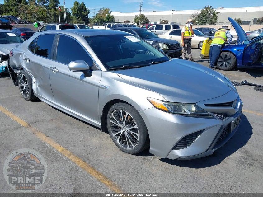 2019 TOYOTA CAMRY HYBRID SE — фото 1