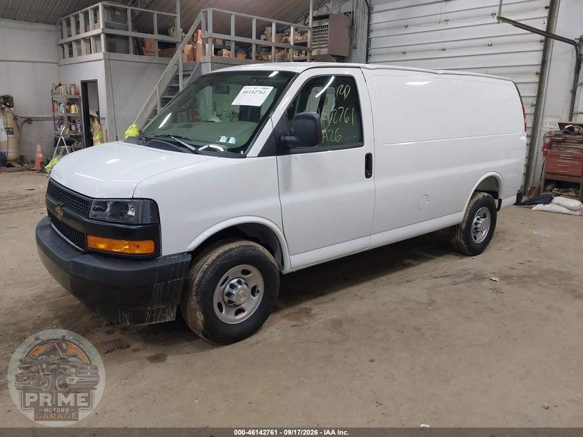 2026 CHEVROLET EXPRESS CARGO 2500 REGULAR WHEELBASE, WT, RWD — фото 2