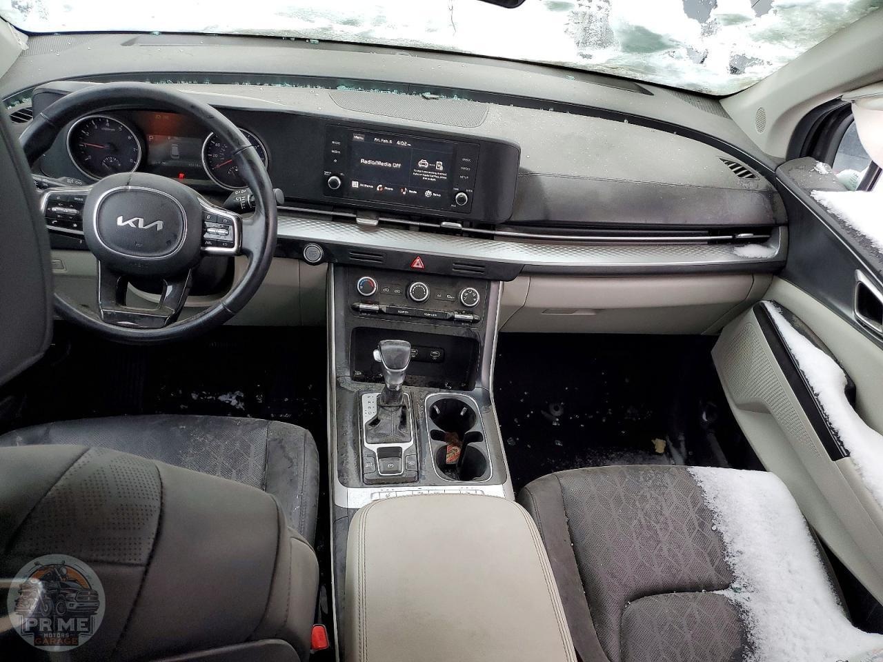 2024 KIA CARNIVAL — фото 8