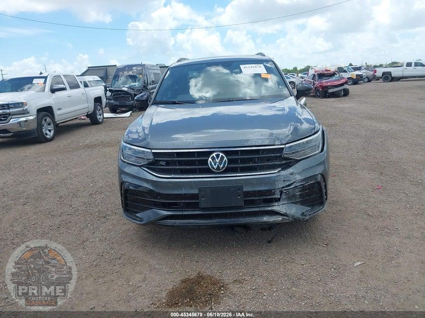2022 VOLKSWAGEN TIGUAN 2.0T SE R-LINE BLACK — фото 11