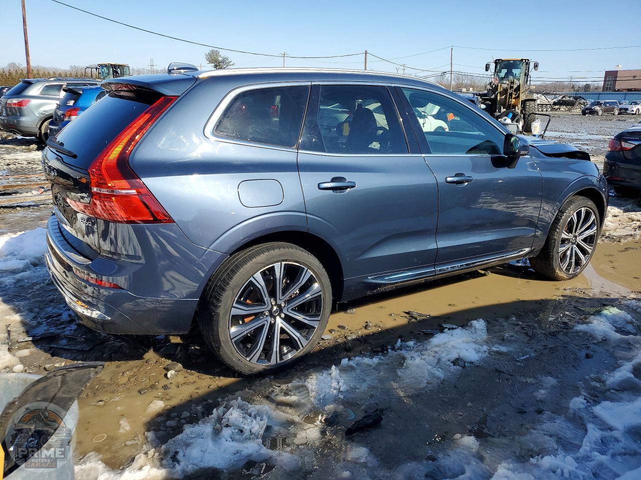 2023 VOLVO XC60 — фото 3