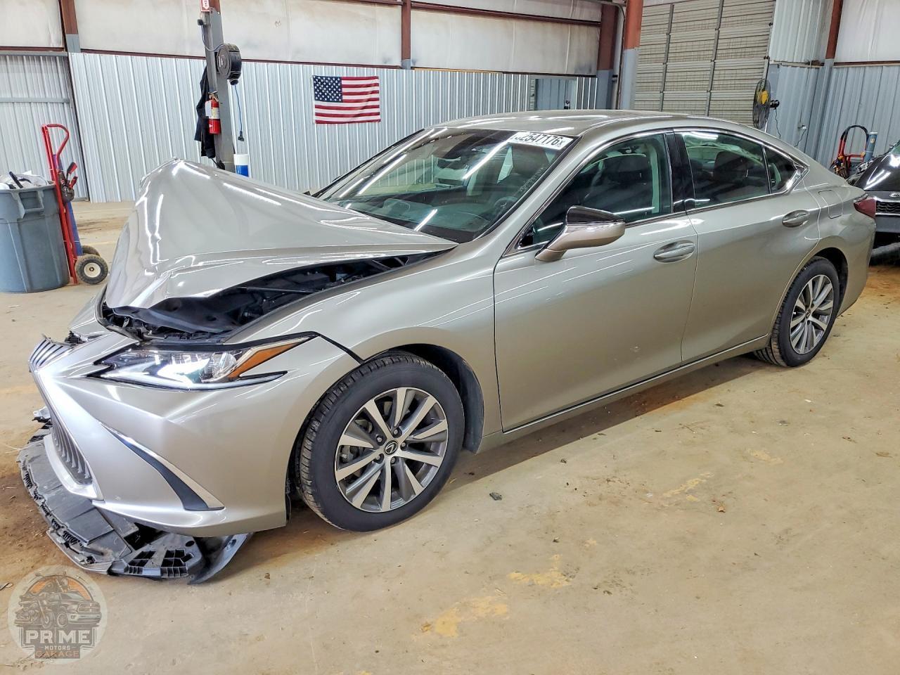 2020 LEXUS ES — фото 1