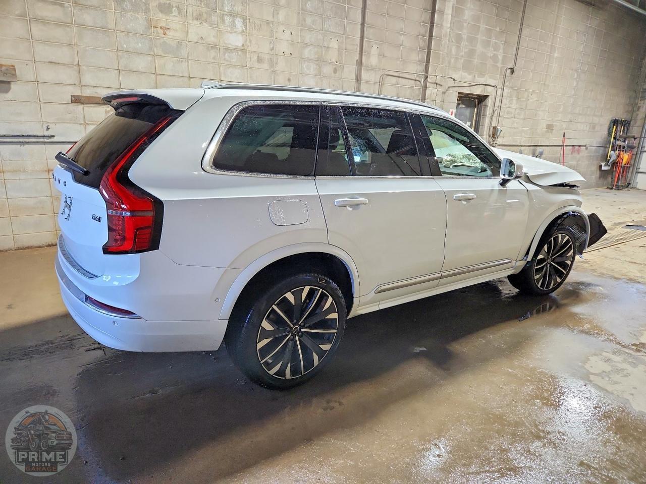 2026 VOLVO XC90 — фото 3