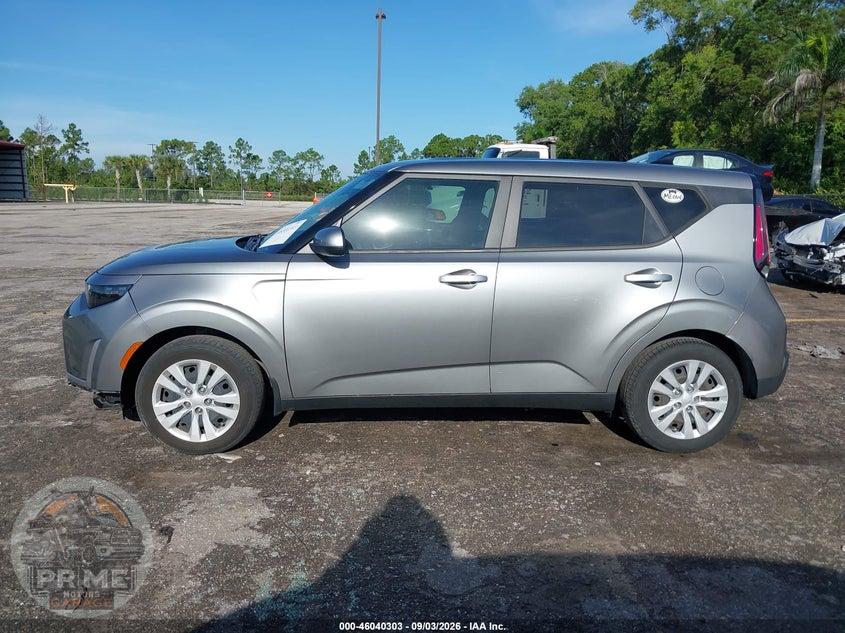 2023 KIA SOUL LX — фото 14
