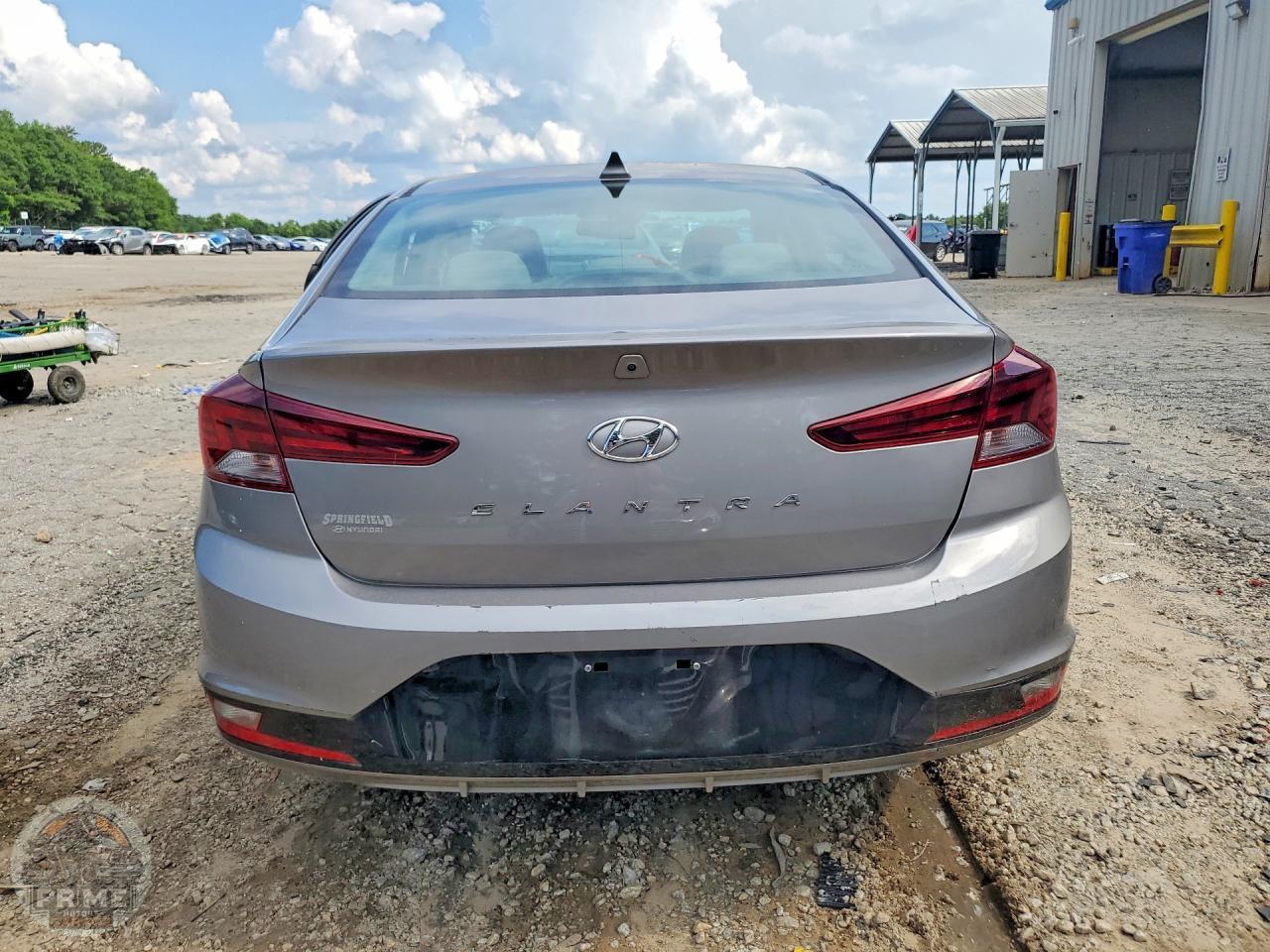 2020 HYUNDAI ELANTRA — фото 6