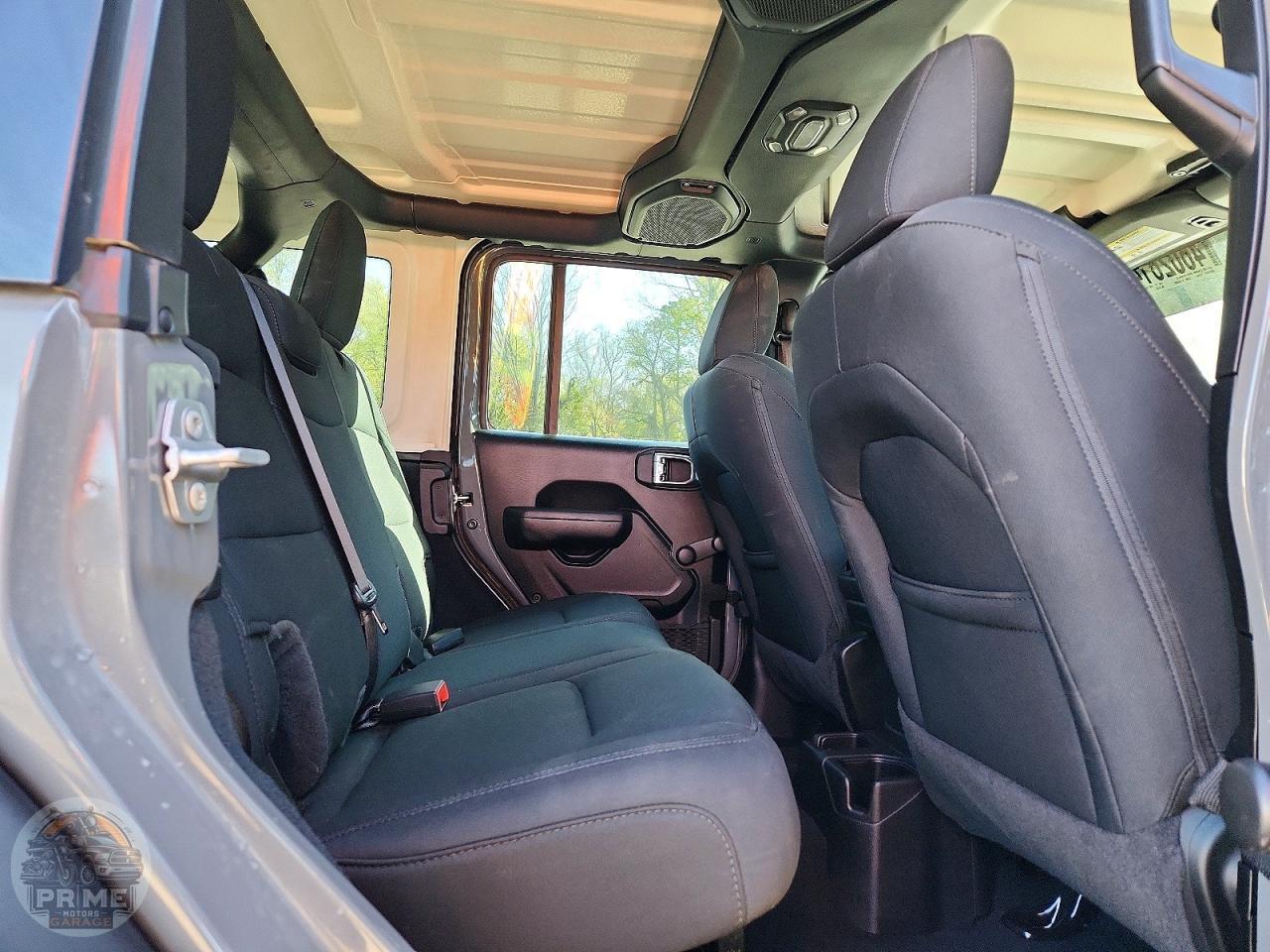2022 JEEP WRANGLER — фото 11