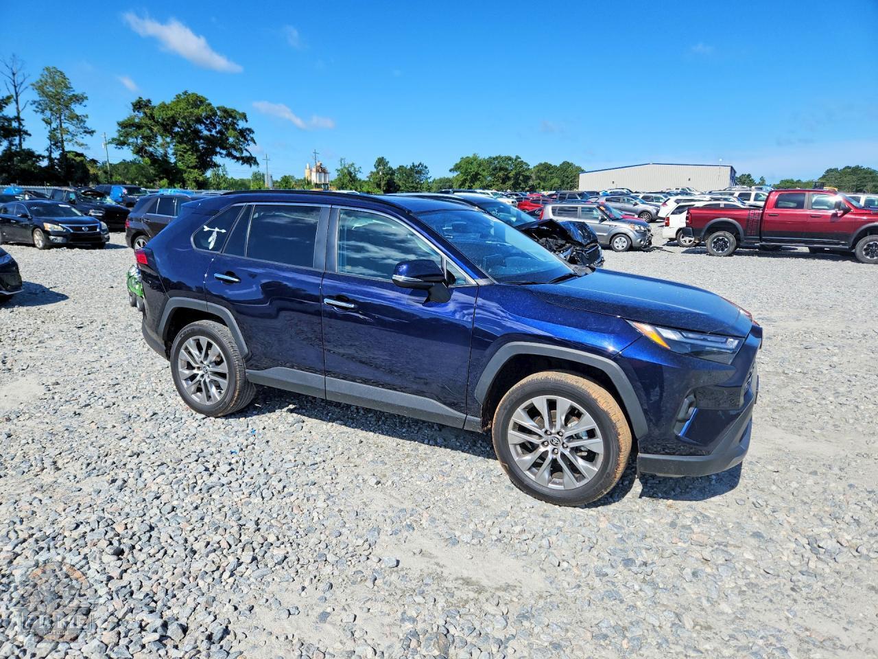 2023 TOYOTA RAV4 — фото 4