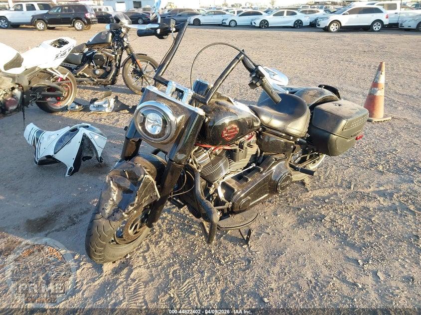 2020 HARLEY-DAVIDSON FLHCS (HERITAGE CLASSIC 114) — фото 2