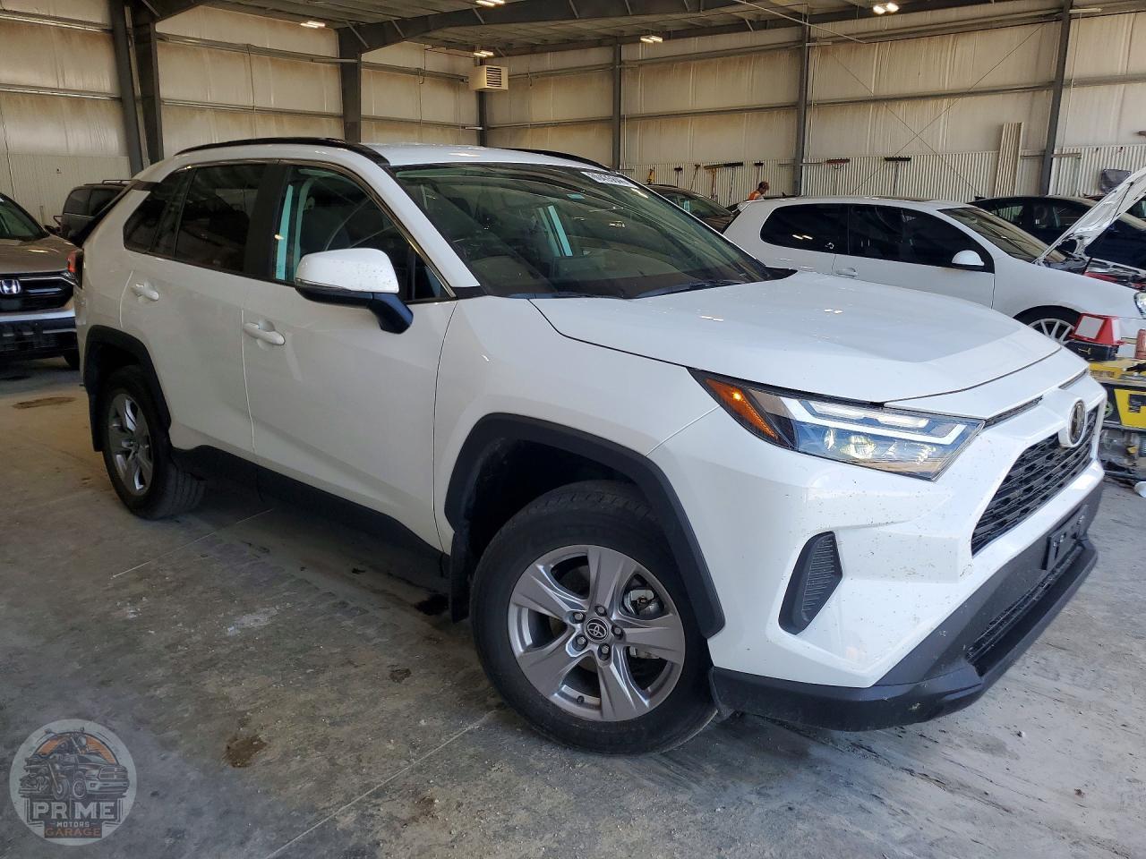 2023 TOYOTA RAV4 — фото 4