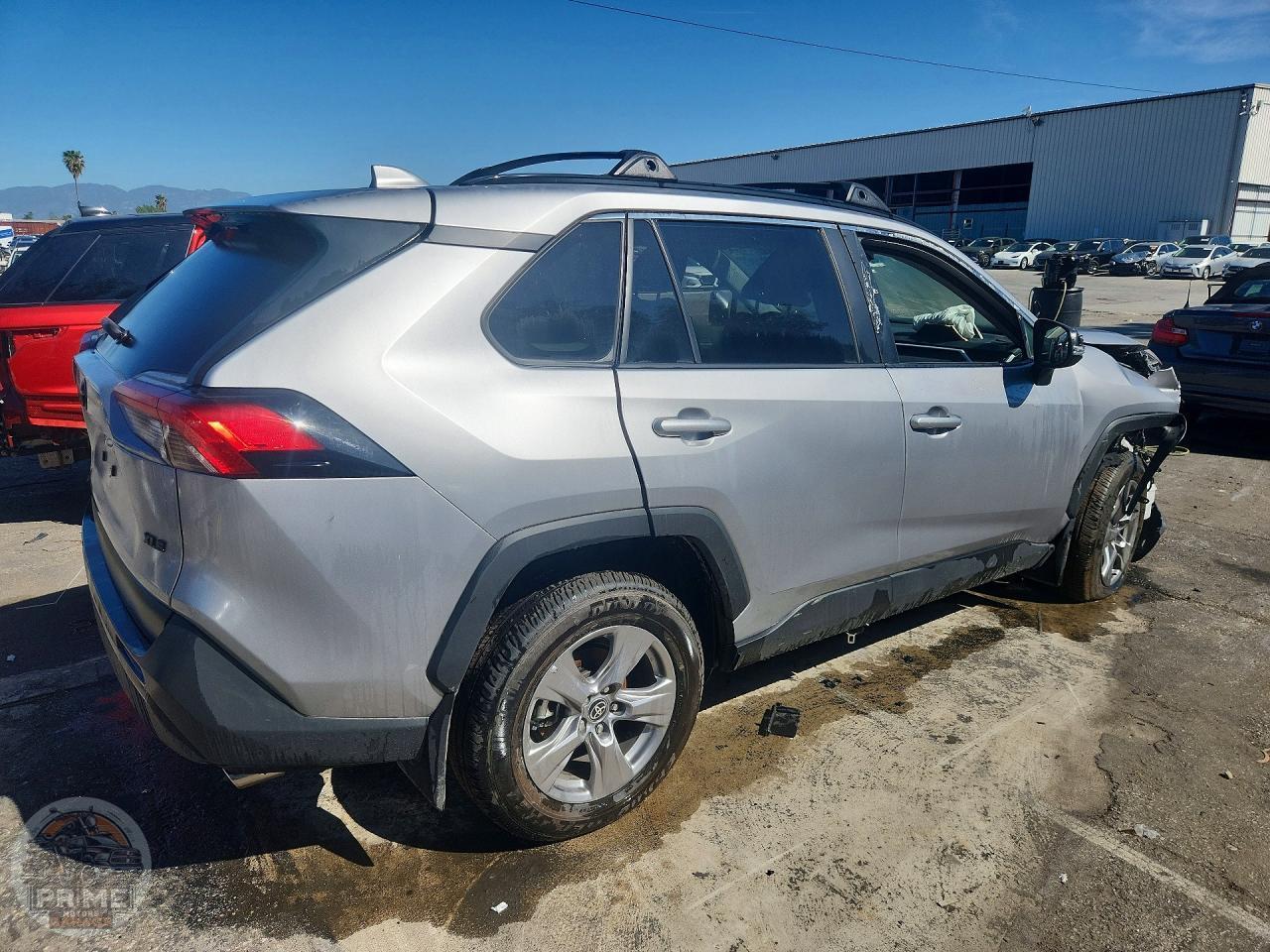2024 TOYOTA RAV4 — фото 3