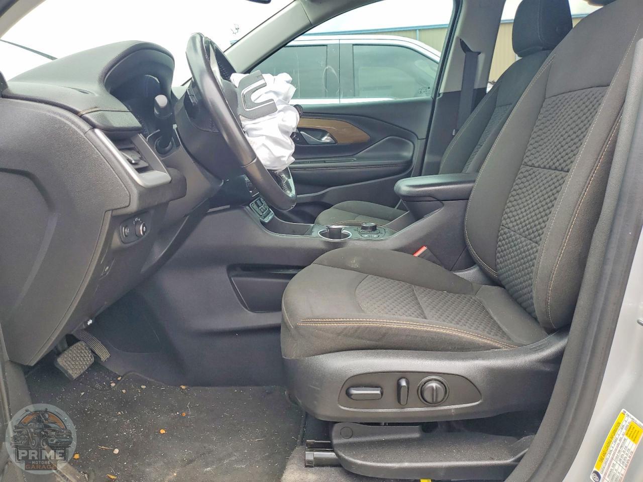 2020 GMC TERRAIN — фото 7