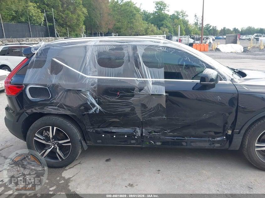 2024 VOLVO XC40 B5 CORE BRIGHT THEME/B5 CORE DARK THEME — фото 17