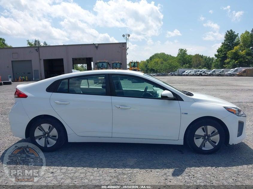 2020 HYUNDAI IONIQ HYBRID BLUE — фото 18