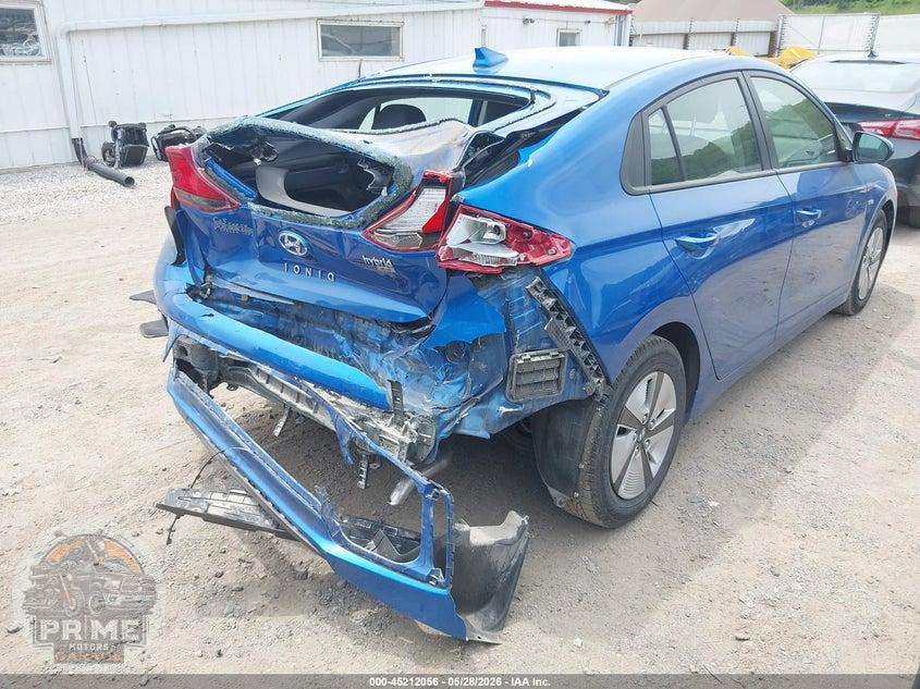 2018 HYUNDAI IONIQ HYBRID BLUE — фото 4
