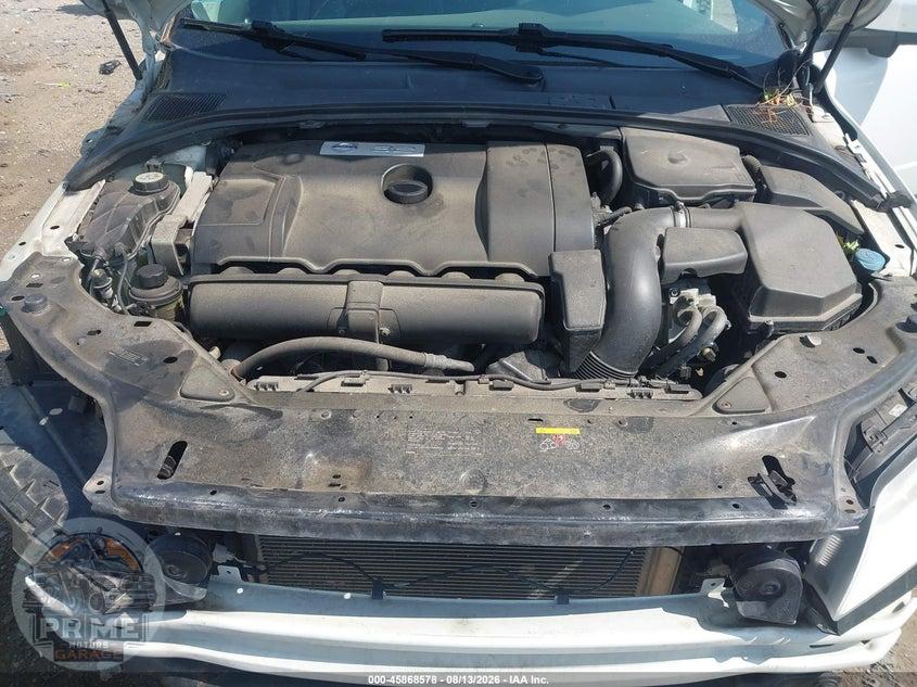2011 VOLVO XC70 3.2L — фото 10