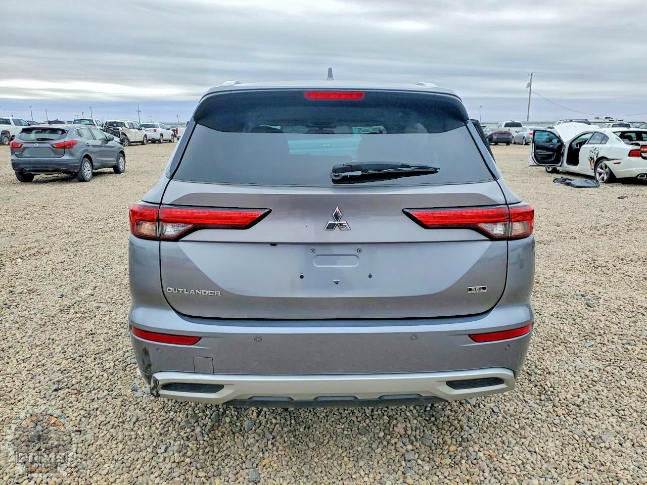 2022 MITSUBISHI OUTLANDER — фото 6