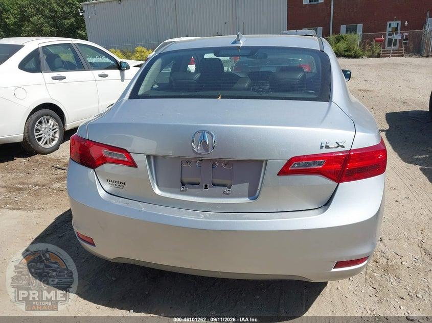 2015 ACURA ILX 2.0L — фото 16