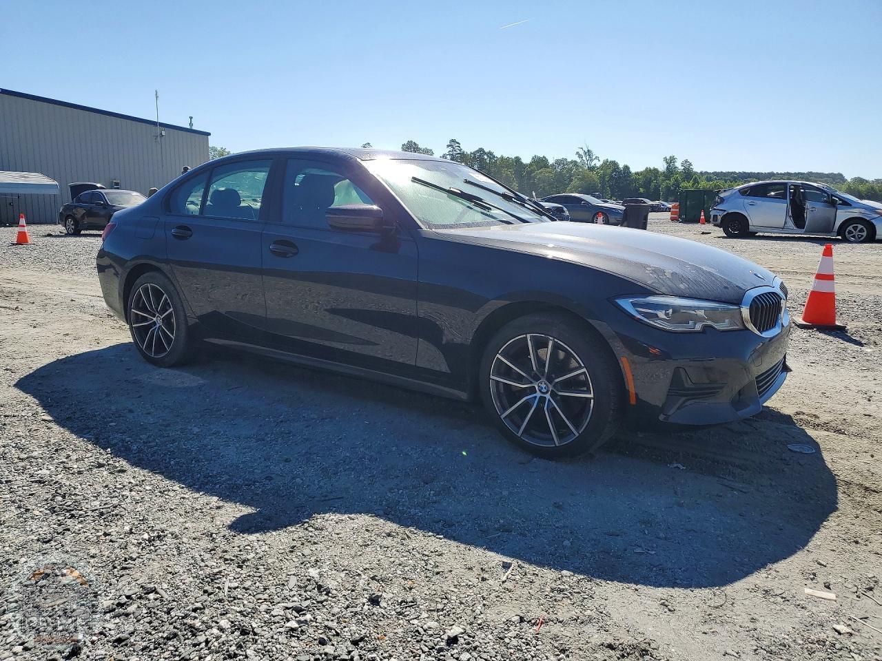 2022 BMW 3 SERIES — фото 4