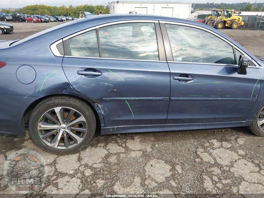 2017 SUBARU LEGACY 3.6R LIMITED — фото 17