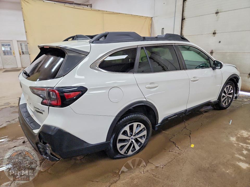 2020 SUBARU OUTBACK — фото 3