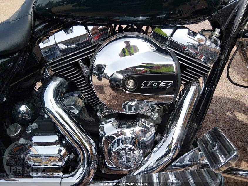 2014 HARLEY-DAVIDSON FLHX (STREET GLIDE) STREET GLIDE — фото 8