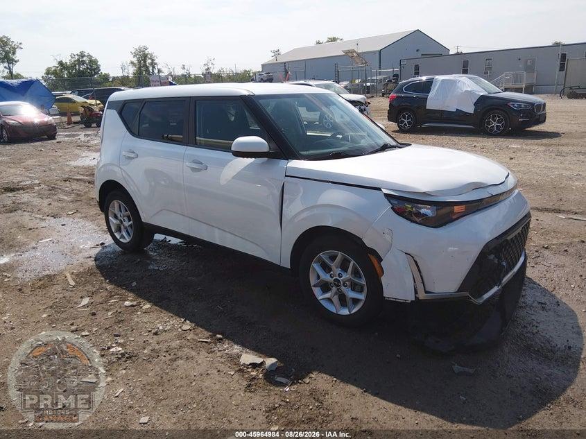 2023 KIA SOUL LX — фото 1