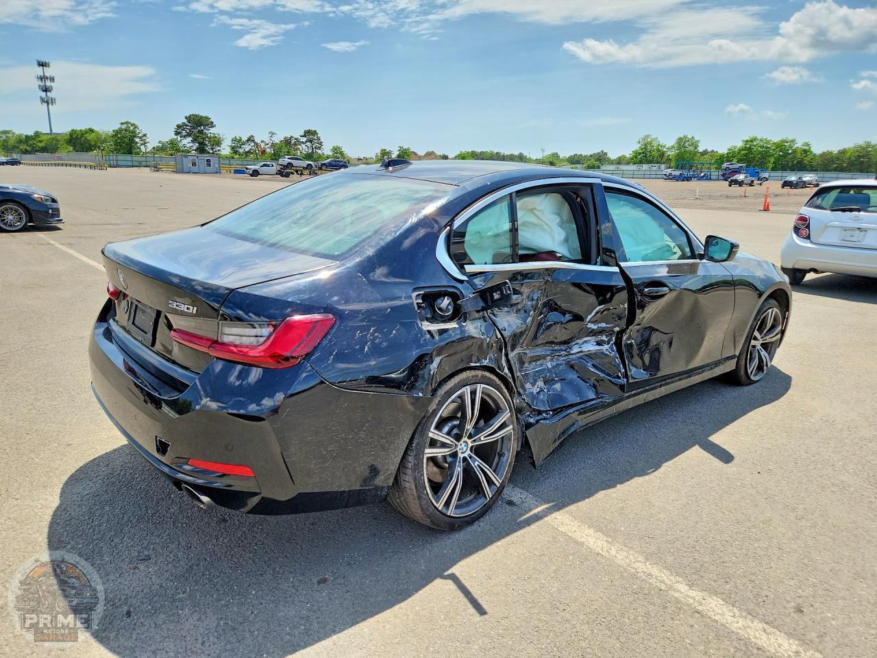 2024 BMW 3 SERIES — фото 3