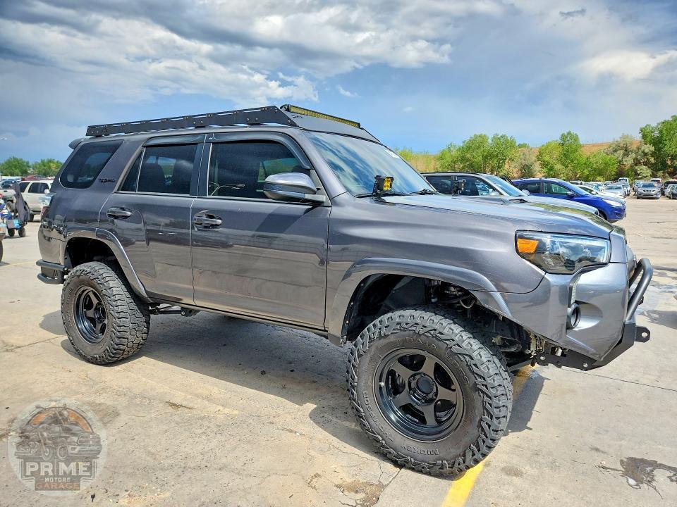 2020 TOYOTA 4RUNNER — фото 4