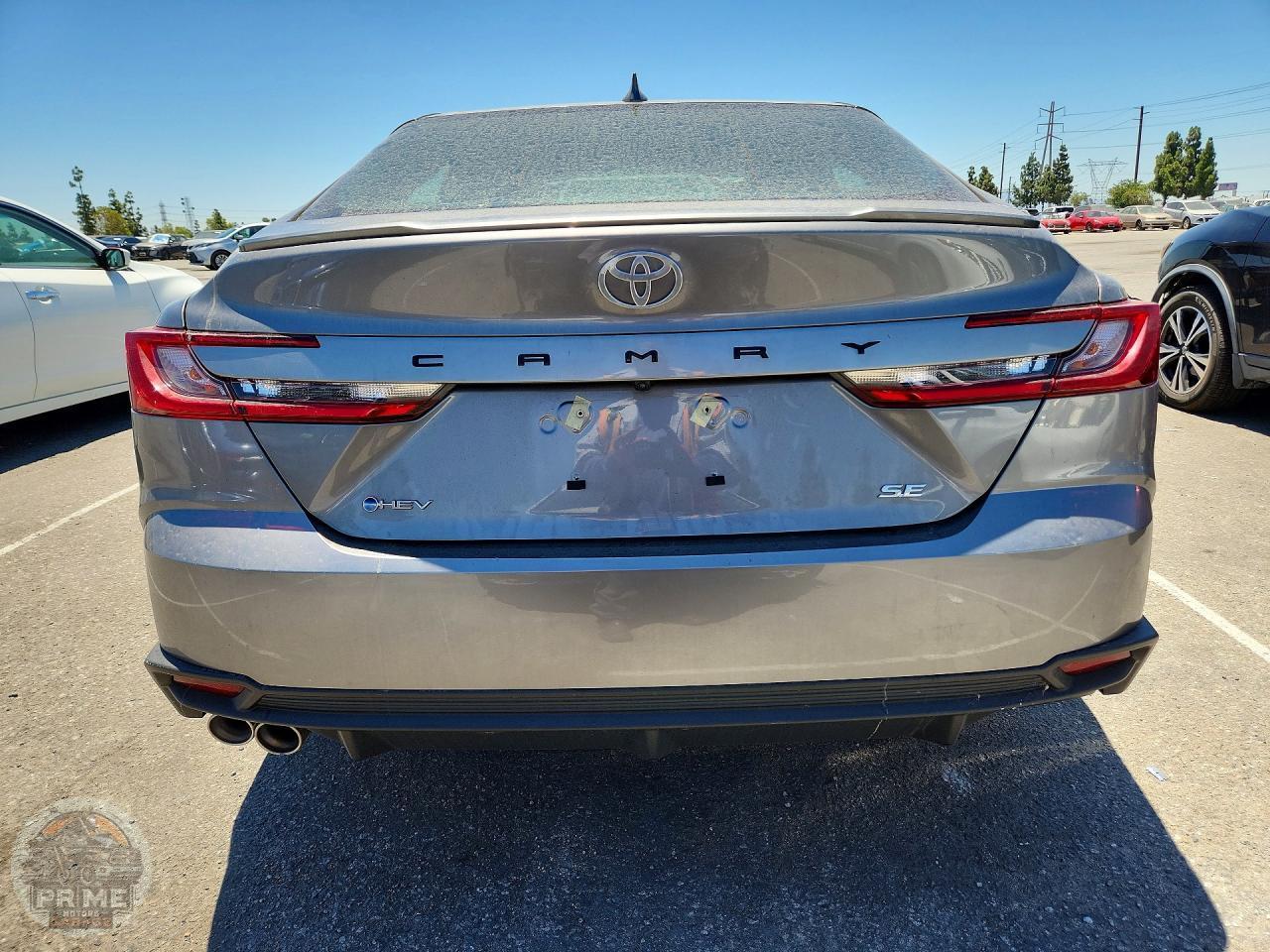 2026 TOYOTA CAMRY — фото 5