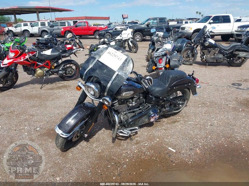 2021 HARLEY-DAVIDSON FLHCS (HERITAGE CLASSIC 114) — фото 2
