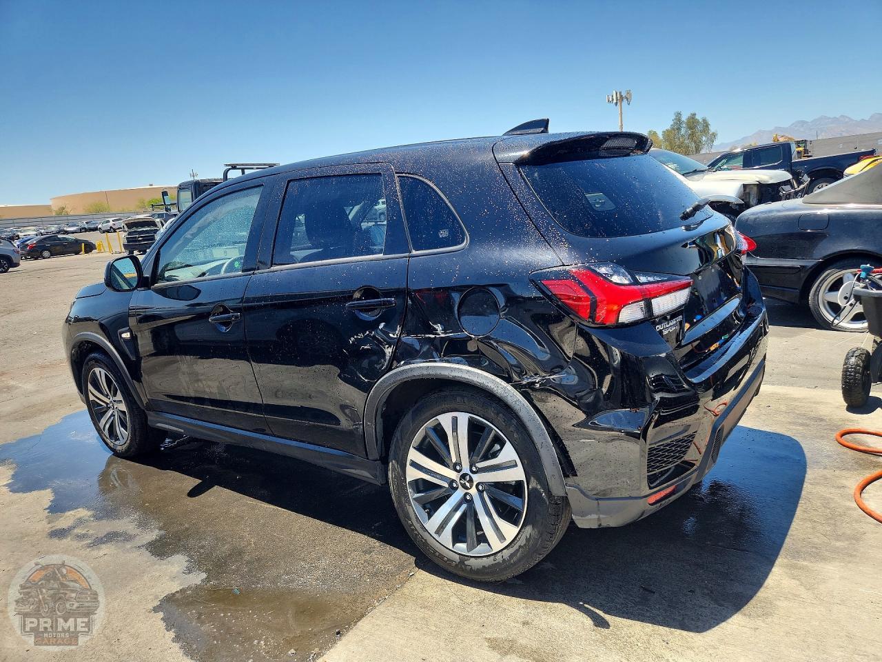 2024 MITSUBISHI OUTLANDER — фото 2