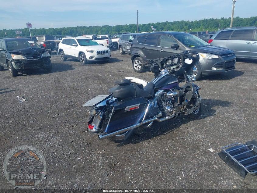 2010 HARLEY-DAVIDSON FLHTK (ULTRA LIMITED) — фото 4