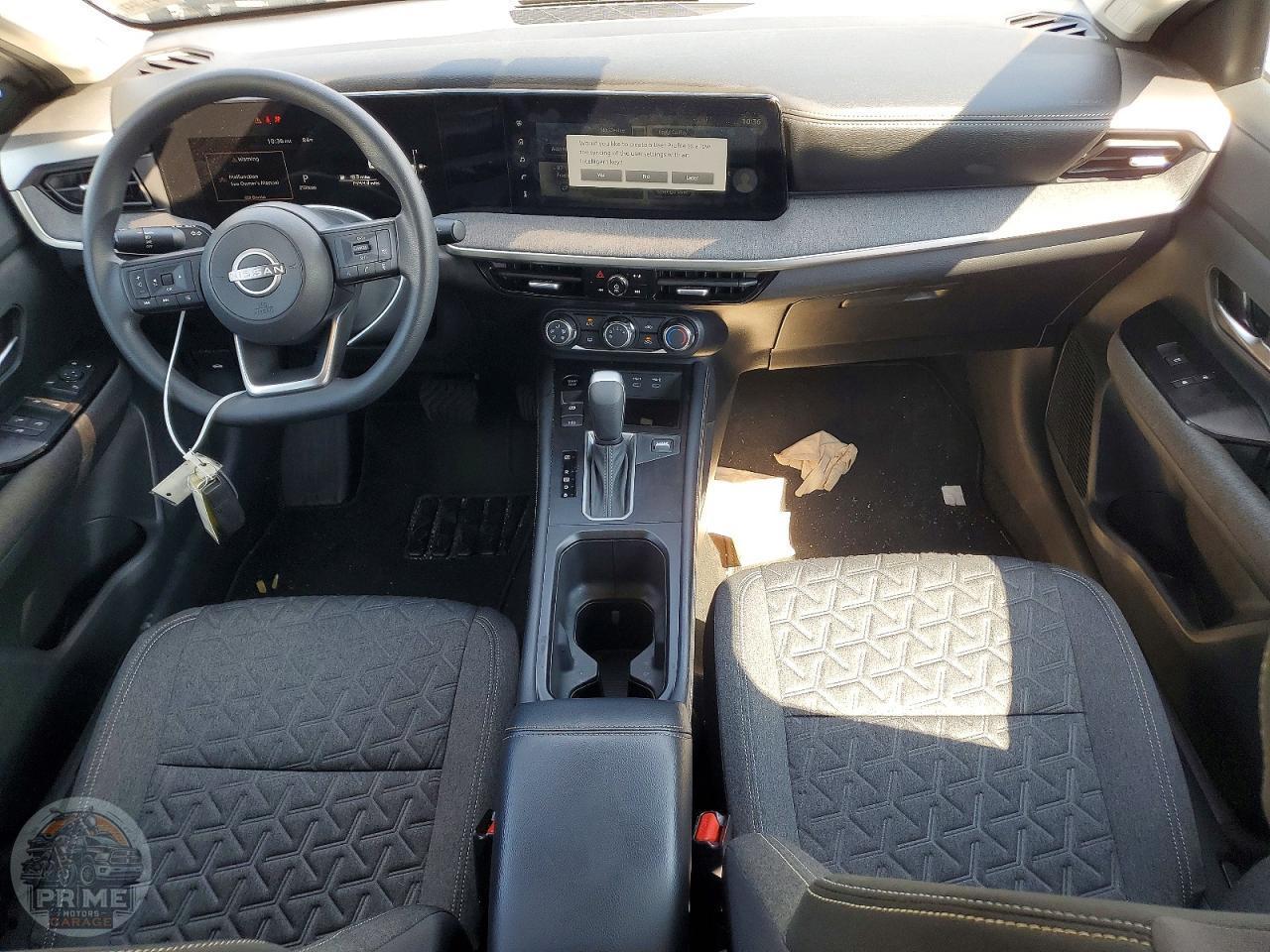 2025 NISSAN KICKS — фото 8