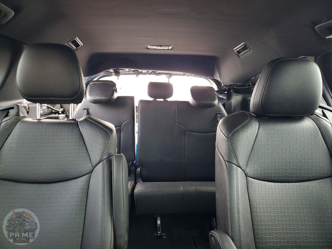 2025 TOYOTA SIENNA — фото 10
